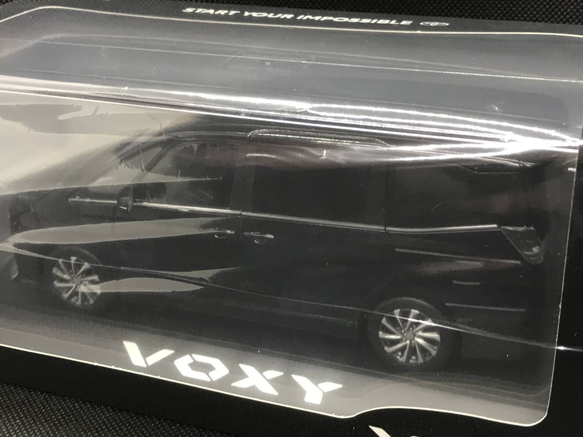 2022/1発売 非売品 新型 トヨタ ヴォクシー/ボクシー カラーサンプル 1 