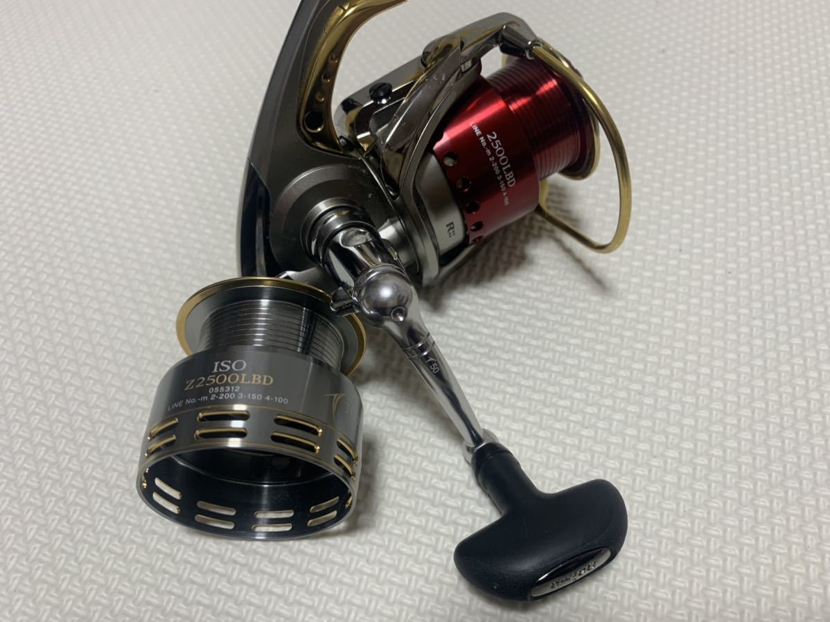 ダイワ 06 TOUNAMENT ISO-Z 2500LBD DAIWA 磯 ダイワ 06 TOUNAMENT ISO-Z 2500LBD DAIWA 磯