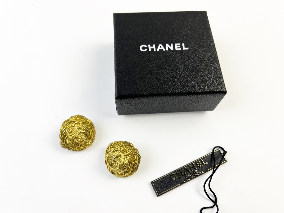 シャネル ヴィンテージ イヤリング ゴールド ココマーク CHANEL ロゴ