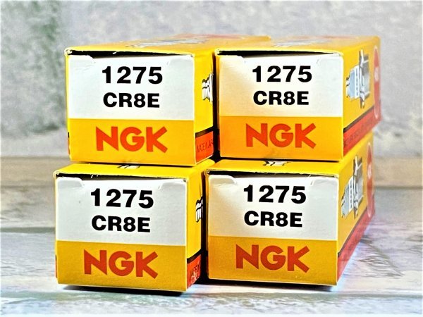 ＮＧＫ ＣＲ８Ｅ ４本セット カワサキ Ｗ８００、ＣＡＦＥ ＥＪ８００Ｂ １９ー 適合 新品！の画像1