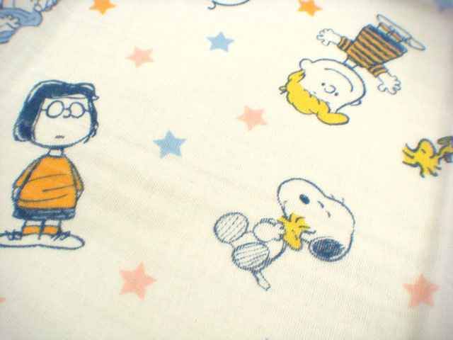  free shipping [ new goods ] made in Japan west river 4 -ply gauze baby Kett 80.×100.[ Snoopy ]WH