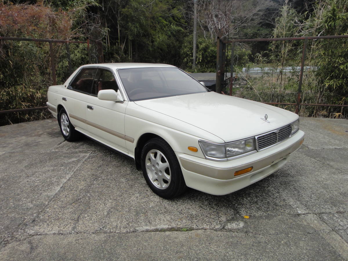 日産 C33ローレル フルノーマル 程度かなりいいと思います 日産 C33ローレル フルノーマル 程度かなりいいと思います