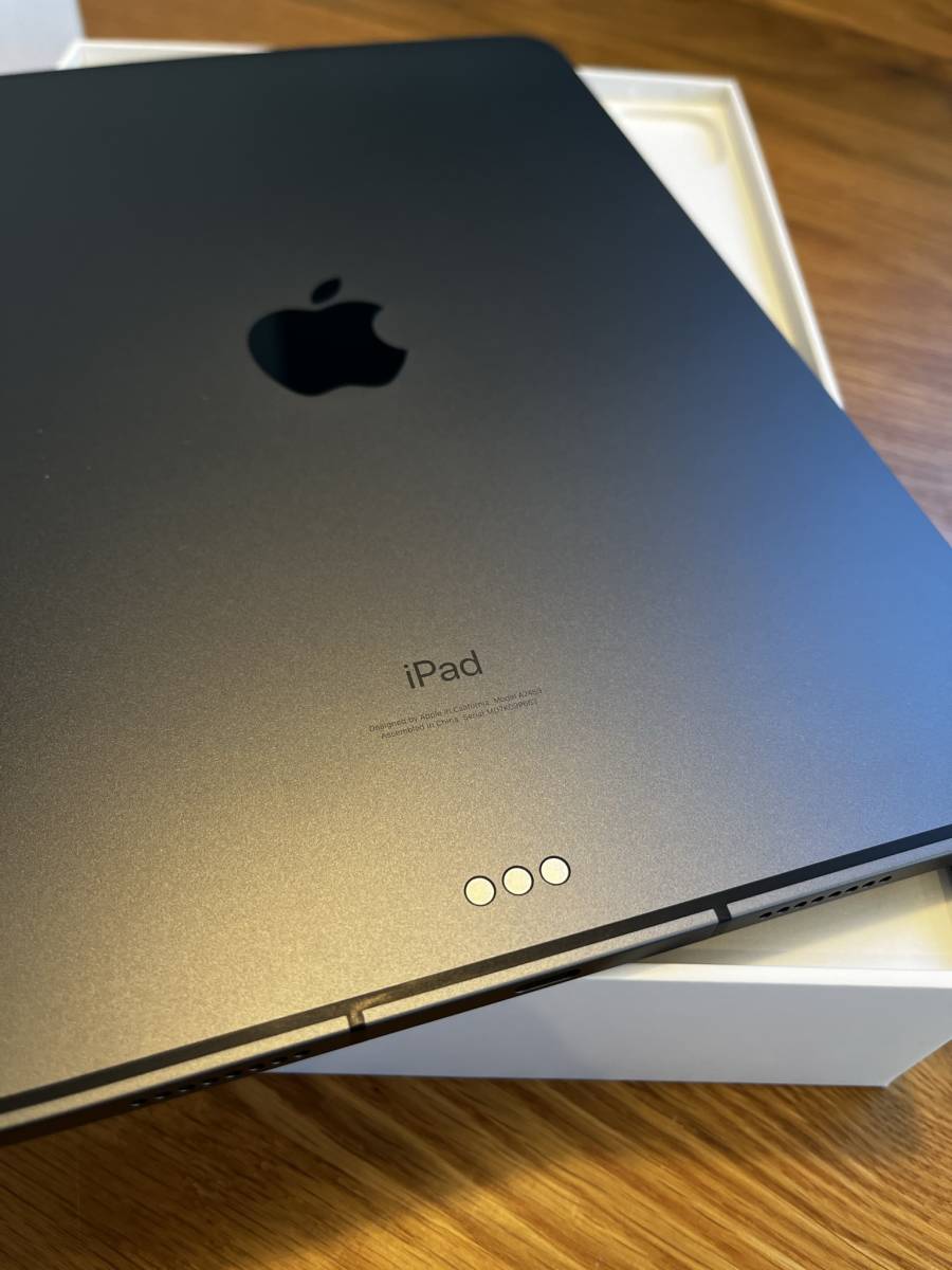 美品】iPad Pro 11インチ 第3世代 512GB cellularモデル スペース