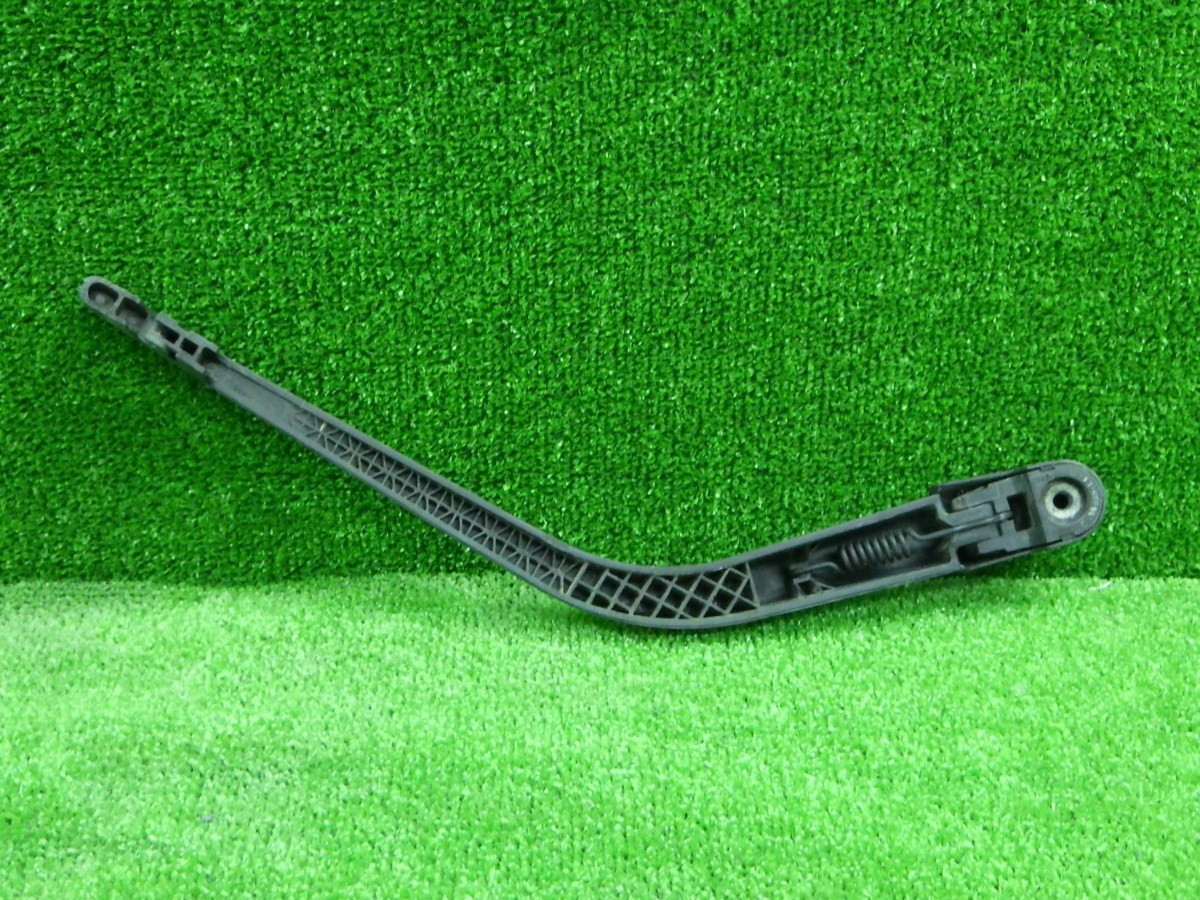  Mitsubishi H46A Toppo BJ rear wiper arm 190115125