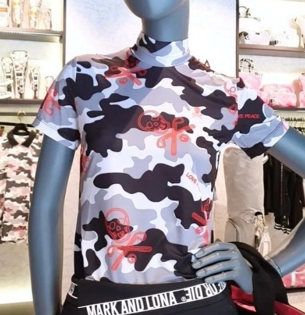 新品☆MARK&LONA☆マークアンドロナ レディースモックネックジャ
