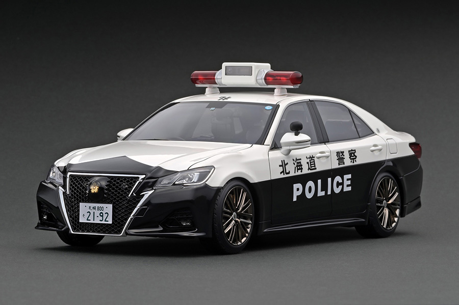 イグニッションモデル IG2192 1/18 Toyota Crown (GRS214) 北海道警察
