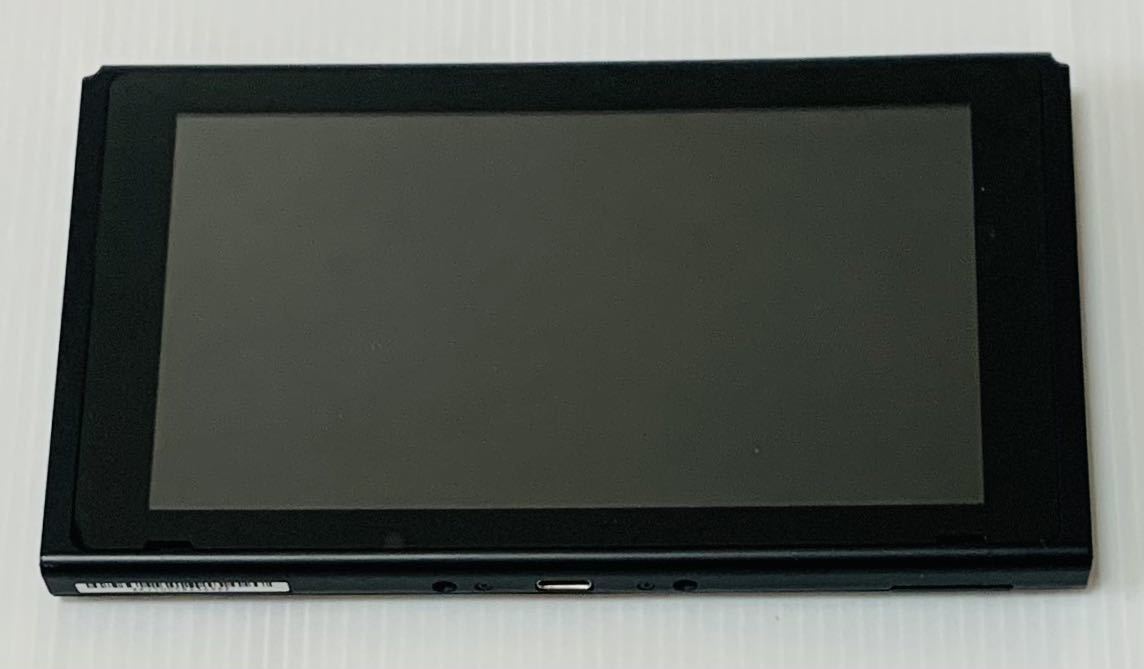 新型ニンテンドー スイッチ 本体のみ 2020年製 動作良好品 Nintendo