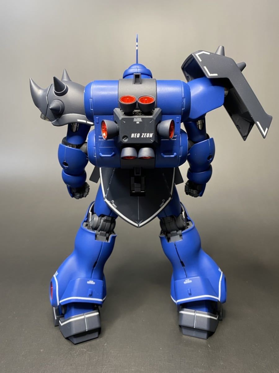MG 1/100 ギラドーガ (レズン・シュナイダー専用機仕様)塗装完成品 MG 1/100 ギラドーガ (レズン・シュナイダー専用機仕様)塗装完成品