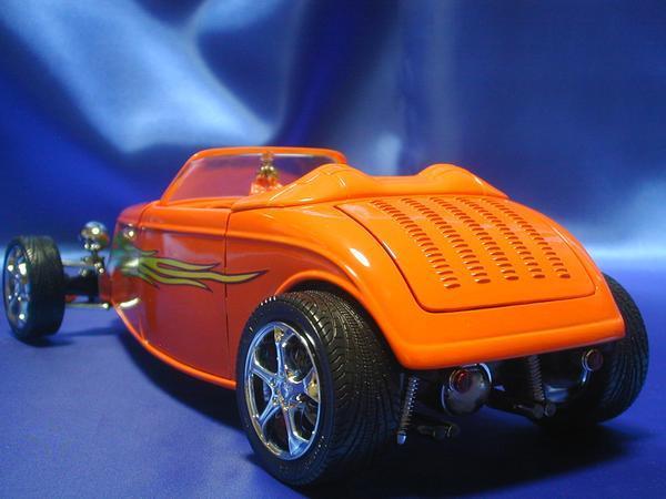 《送料無料！》１／１８フォードコンバーチクーペ1933年橙色