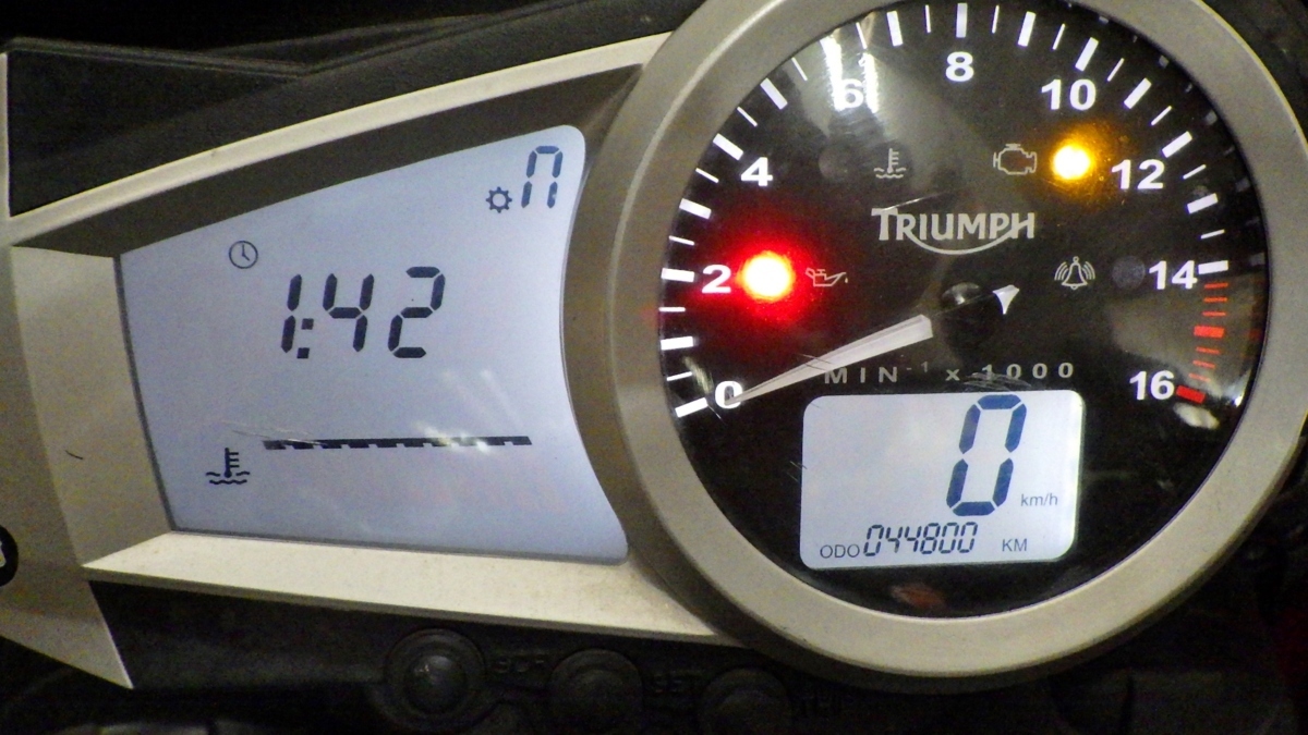 A791 Daytona 675 メーター ECU キーセット　Triumph トラインアンフ デイトナ ◎_画像5