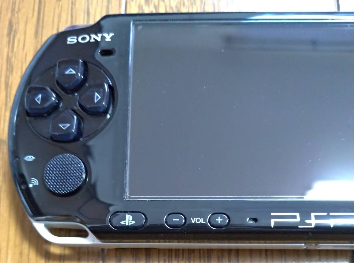 PSP-3000 プレイステーションポータブル ピアノブラック 中古品 PSP-3000 プレイステーションポータブル ピアノブラック 中古品