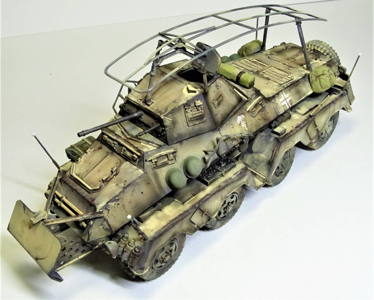 1/35 ドイツ8輪重装甲車sd.kfz232 塗装済み完成品 item details 1/35 ドイツ8輪重装甲車sd.kfz232 塗装済み完成品 item details
