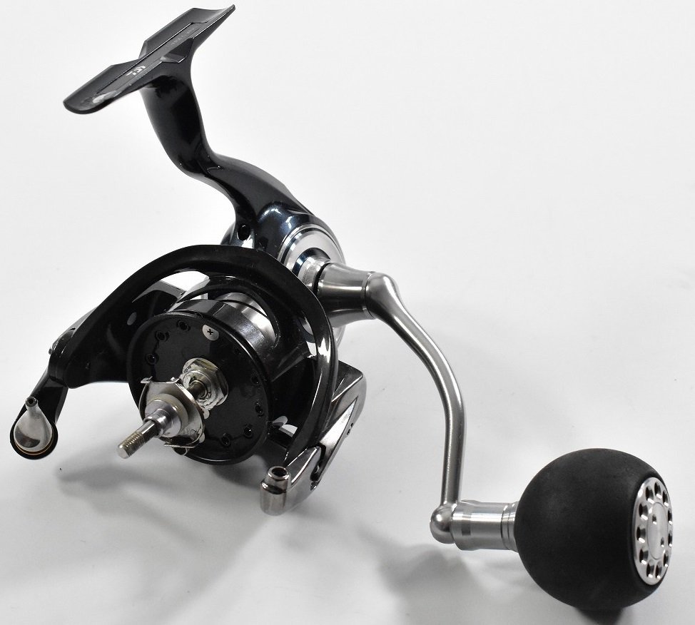 ダイワ 19セルテート 4000-CXH ボディのみ 訳あり品 DAIWA CERTATE