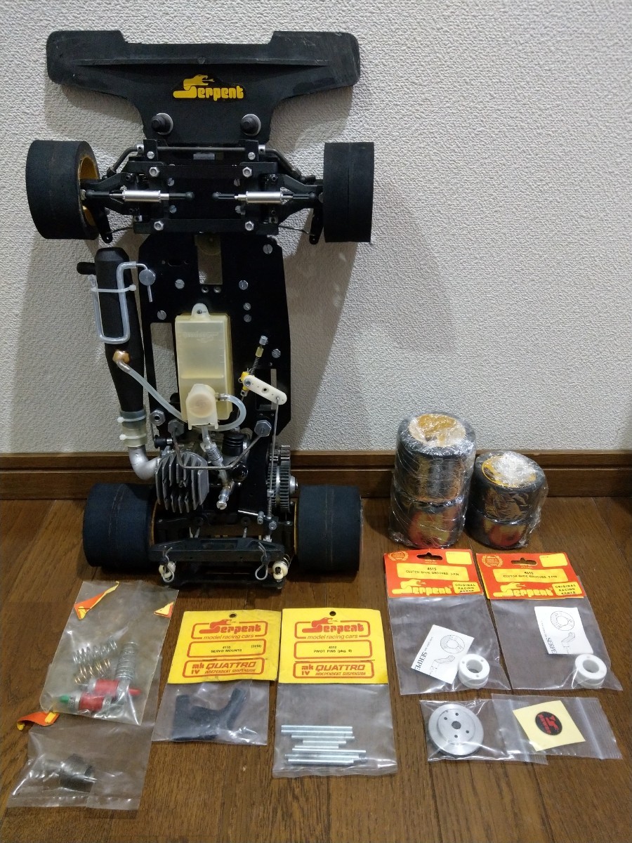 絶版レア/サーパント/バートン 1/8 RPS クワトロ エンジンカー 絶版レア/サーパント/バートン 1/8 RPS クワトロ エンジンカー