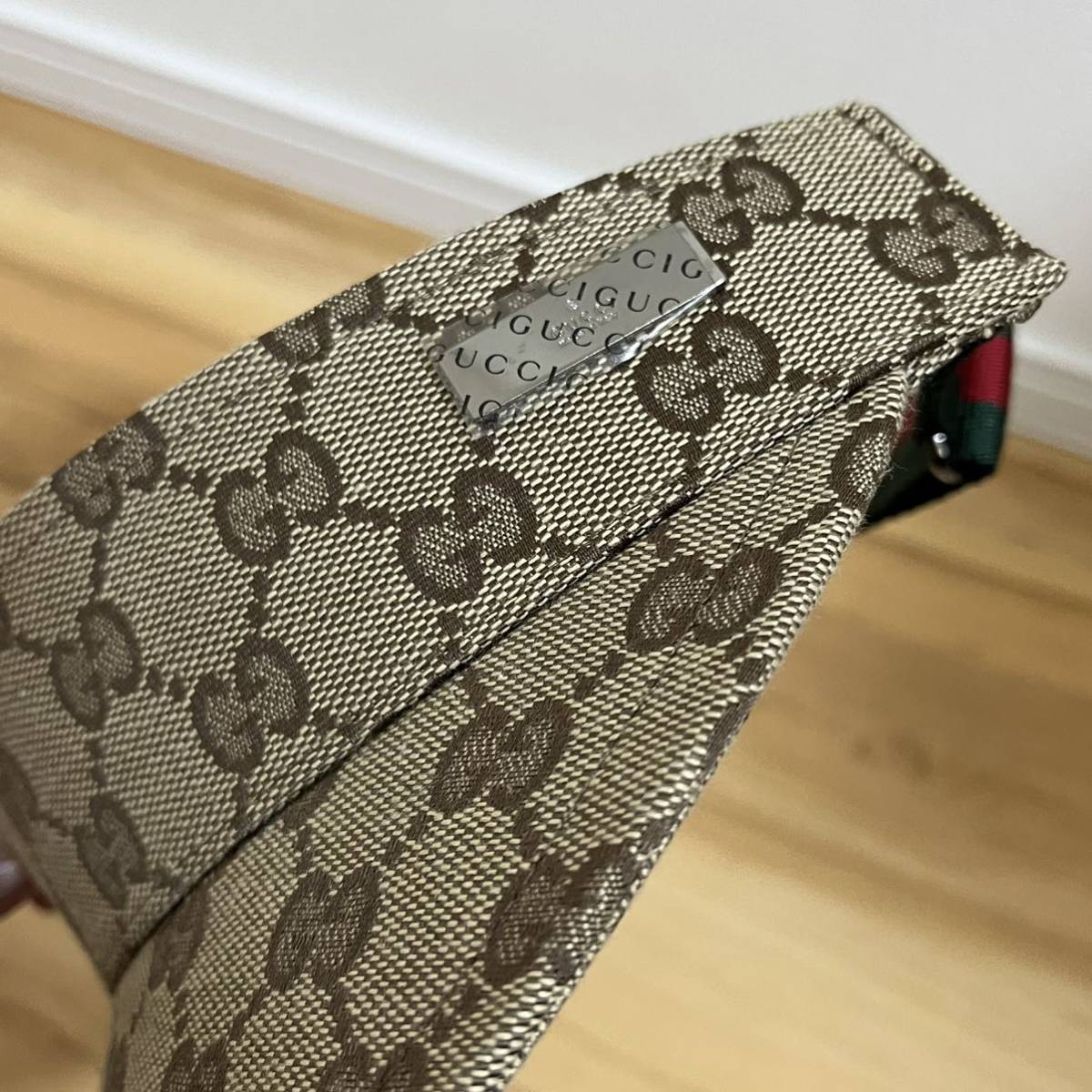未使用新品 グッチ/GUCCI GG柄 サンバイザー シェリーライン 発送料