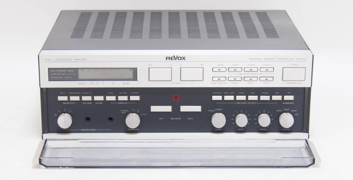 SG-343 REVOX ルボックス プリメインアンプ B 251 電源コード欠品 ジャンク 出力音出しチェック済み スイス ヴィンテージ パーツ取り 希少 _画像2