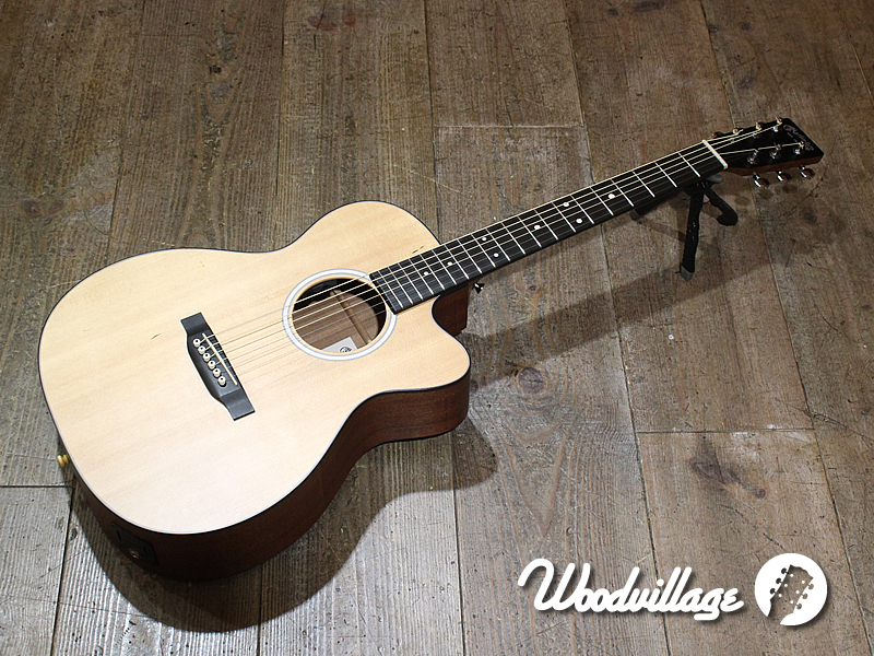 ヤフオク! - Martin 000CJr-10E マーチン 2019年製...