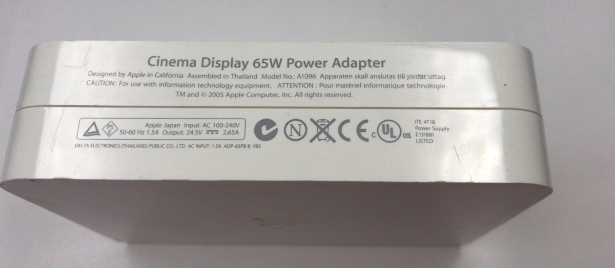 2050291★中古品★Apple アップル Cinema Display 65W Power Adapter 電源アダプター A1096 24.5V~2.65A_画像3