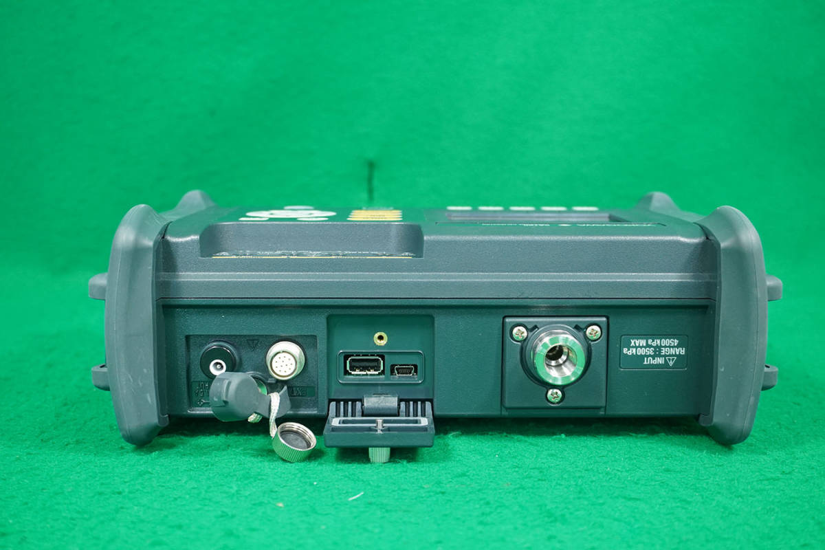 横河電機 圧力キャリブレータ CA700-M-03 PRESSURE CALIBRATOR 横河電機 圧力キャリブレータ CA700-M-03 PRESSURE CALIBRATOR