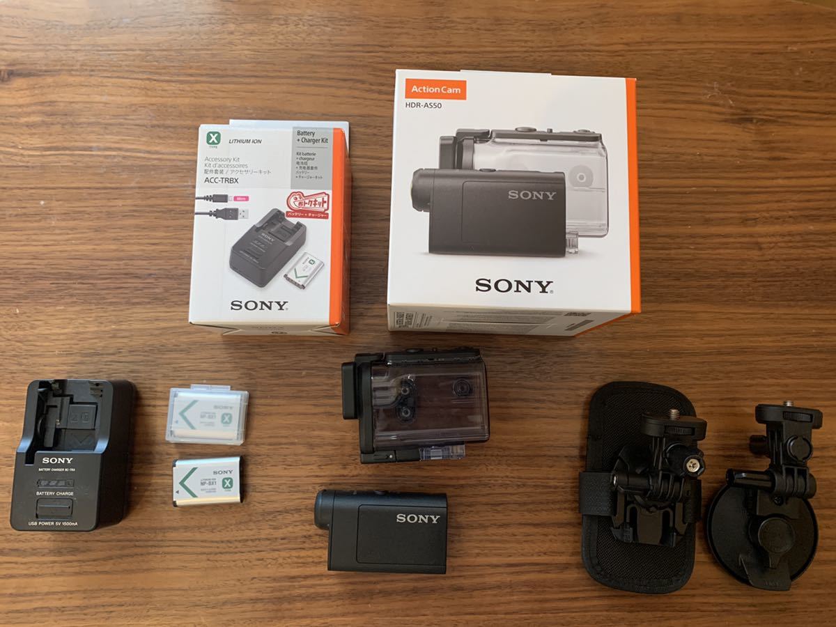 SONY HDR-AS50 ハウジング バッテリー3つ チャージャー2つ オレンジ系