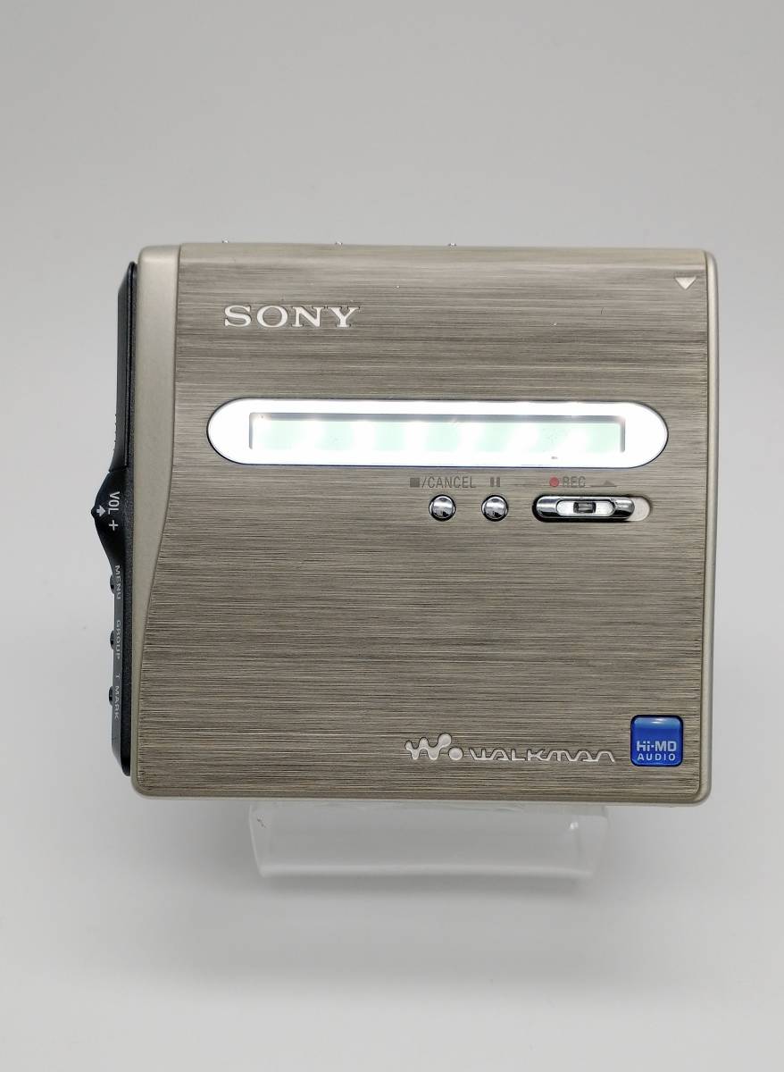 ジャンク SONY WALKMAN portable MINIDISC PLAYER ソニー ウォークマン ポータブル MD プレイヤー MZ-NH1_画像2