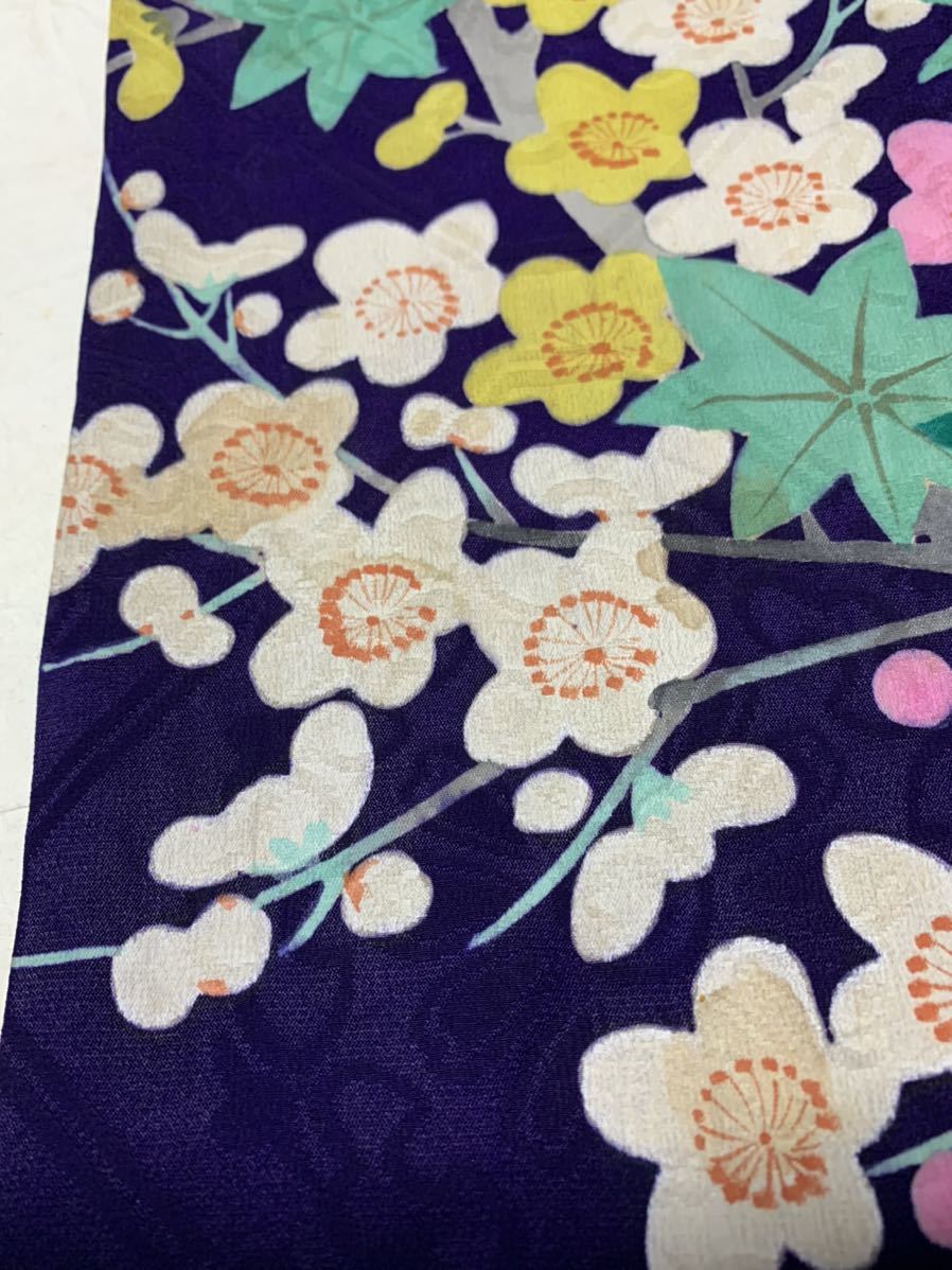 訪問着 正絹紋綸子織生地 紫の織地柄に白黄桃色の梅と銀杏葉の友禅絵羽 K117