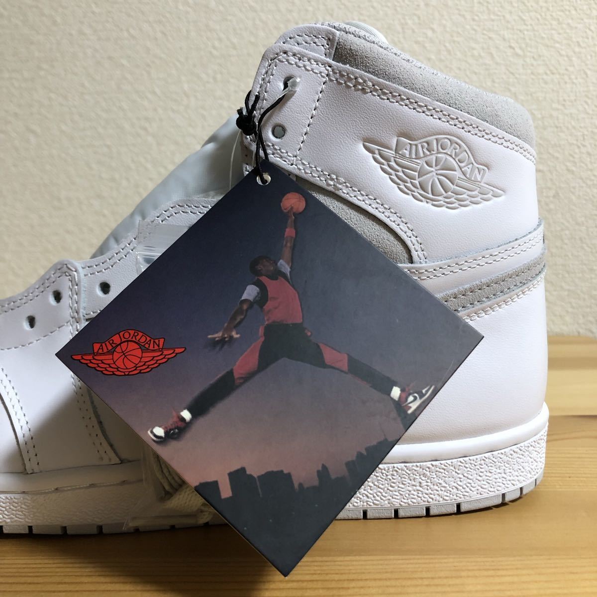 4周年記念イベントが NIKE エアジョーダン1 HI 85 BQ4422 100 29.5cm