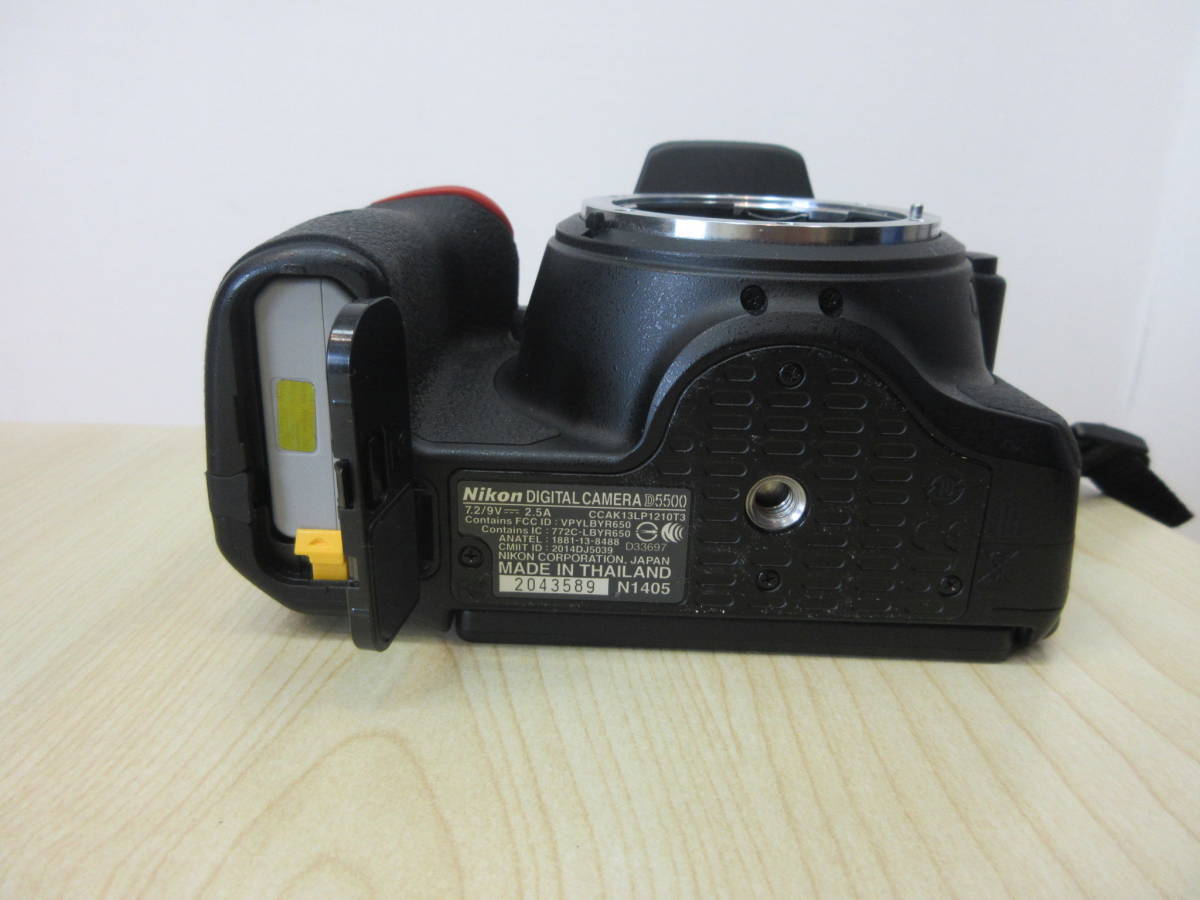 14460 中古 Nikon ニコン D5500 ダブルズームキット デジタル一眼レフカメラ ブラックカラー レンズ2個 バッテリー2個 SDカード付 付属品_画像5