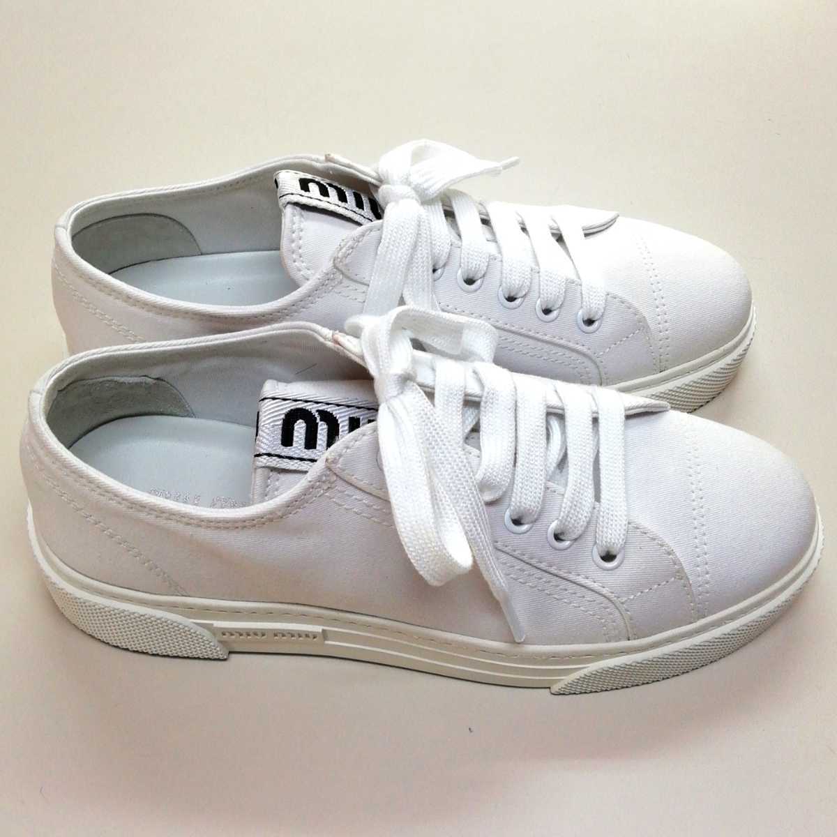 カーキ×インディゴ ☆新品☆miu miu(ミュウミュウ)スニーカー白