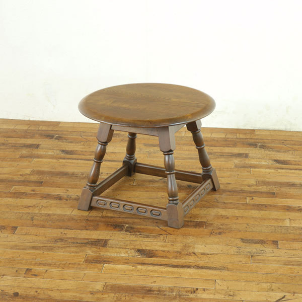 英国　コーヒーテーブル　丸型天板　小ぶり　すっきりかわいい雰囲気　ローテーブル　イギリス　アンティークフレックス　57455