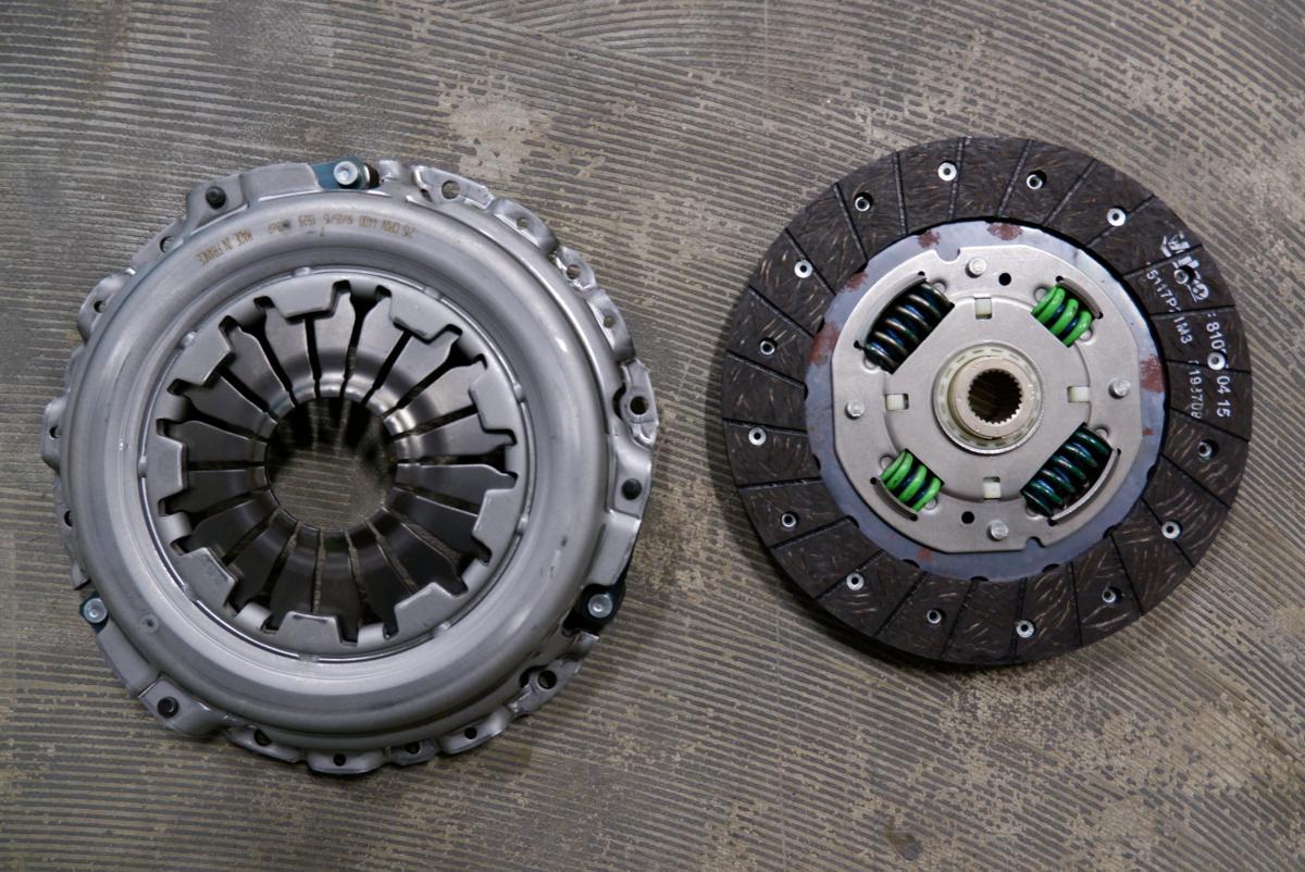 *1 jpy start VALEOvare over Leo clutch kit Renault KANGOO Express826034 7701472757* including in a package un- possible 