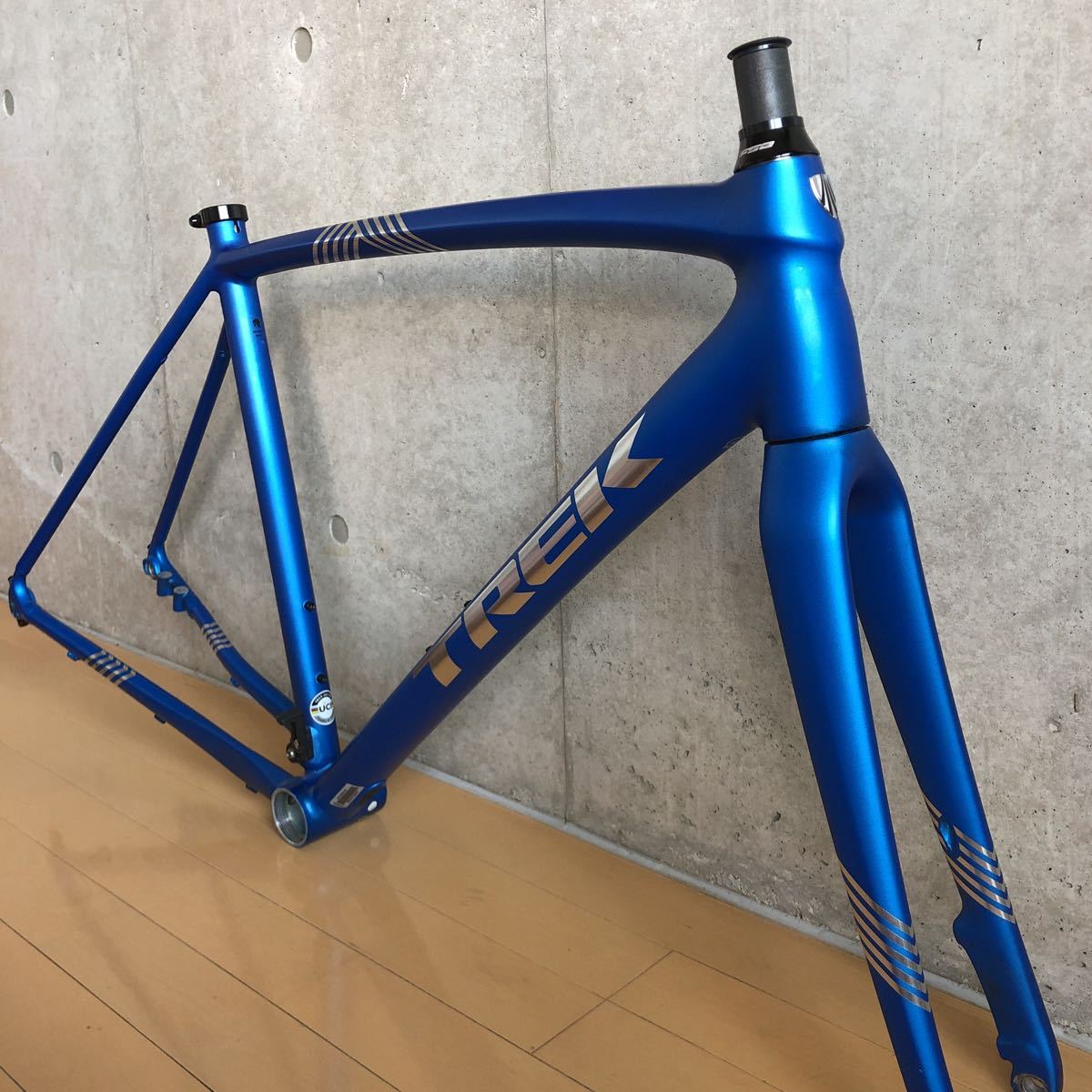 超人気 専門店 美品✨TREKクロケット5Disc フレームセット sitedev
