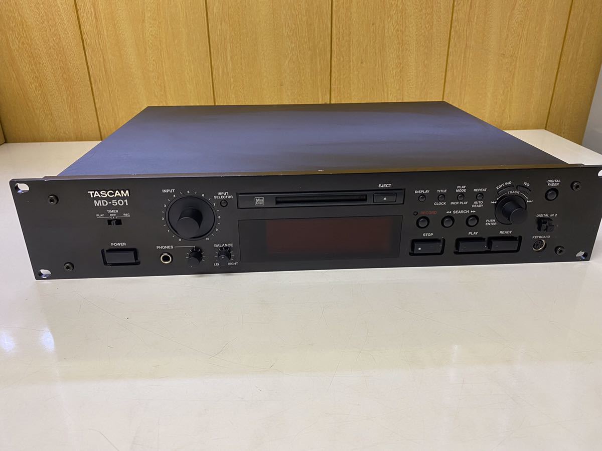 TASCAM 業務用 MDプレーヤー MD-501 ジャンク扱い_画像1