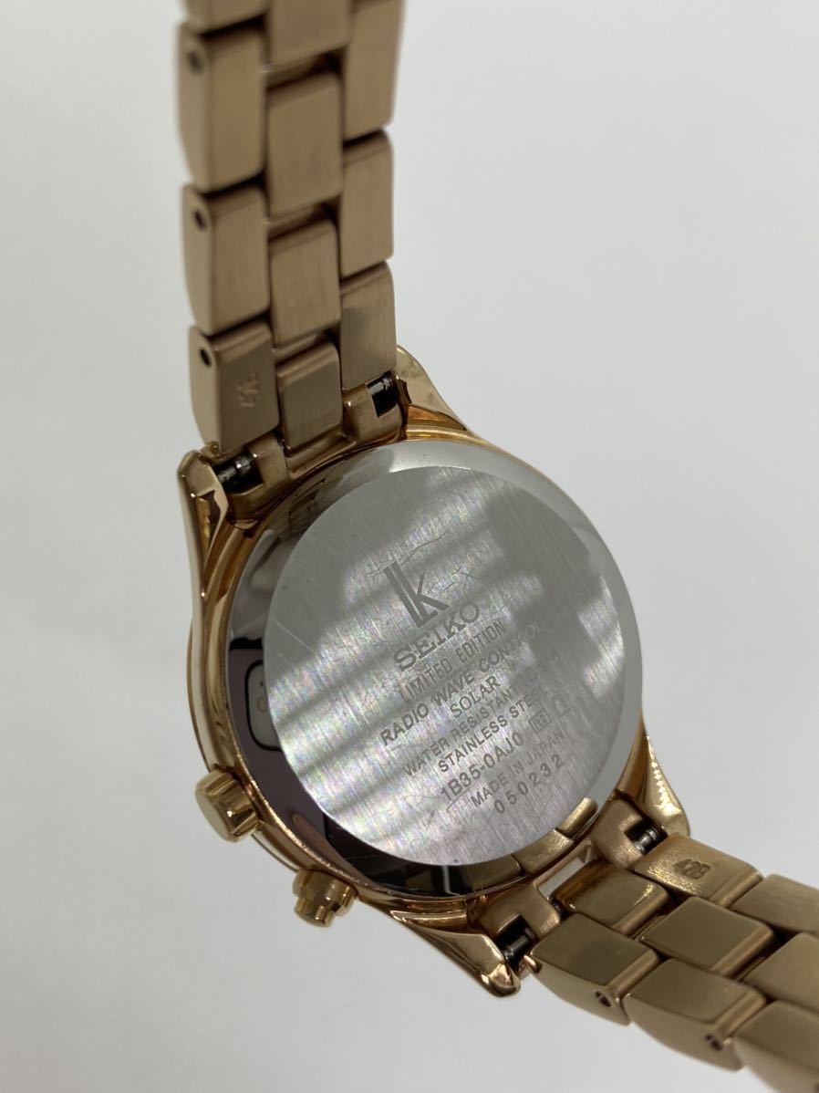PayPayフリマ｜SEIKO セイコー LUKIA ルキア SSVV062 オータム 限定モデル ソーラー 電波時計 レディース腕時計