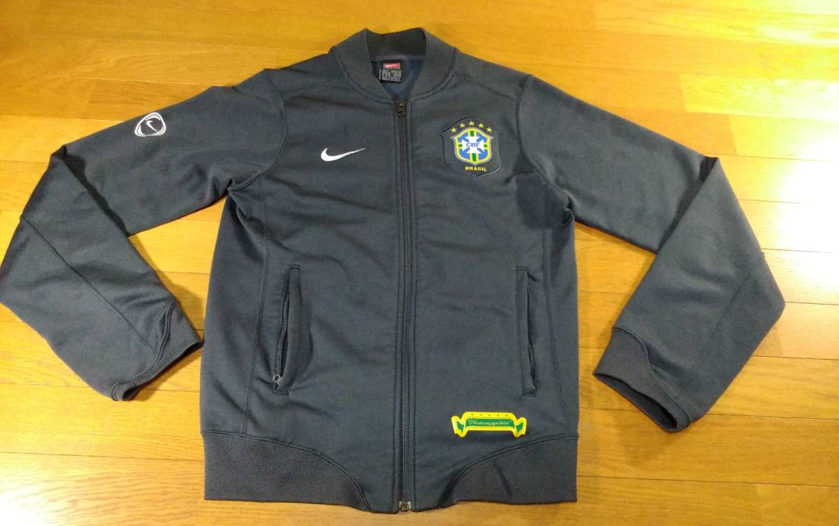 ヤフオク ナイキ Nike ブラジル代表 ジャージ Size S グレ ヤフオク ナイキ Nike ブラジル代表 ジャージ Size S グレ