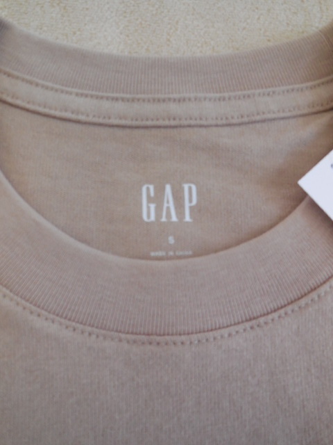 ★新品★GAP★ギャップ★ブラウン★ロゴ入り半袖Tシャツ★サイズS★_画像4