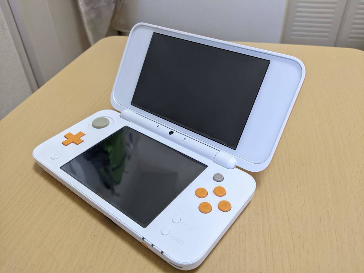 New ニンテンドー 2DSLL本体 ソフト5本 | universitetipolis.edu.al