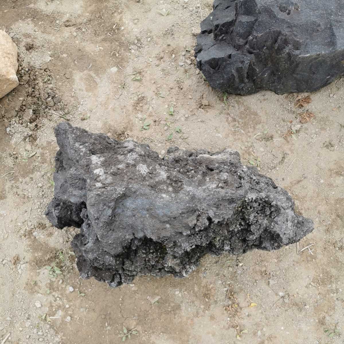 溶岩石94キロ 庭石鑑賞石石盆石水石灯籠庭坪庭盆栽ガーデニング 溶岩石94キロ 庭石鑑賞石石盆石水石灯籠庭坪庭盆栽ガーデニング