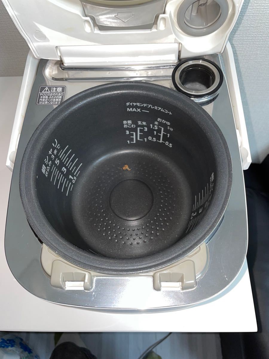 SR-SSX108-W スチーム＆圧力可変IHジャー炊飯器
