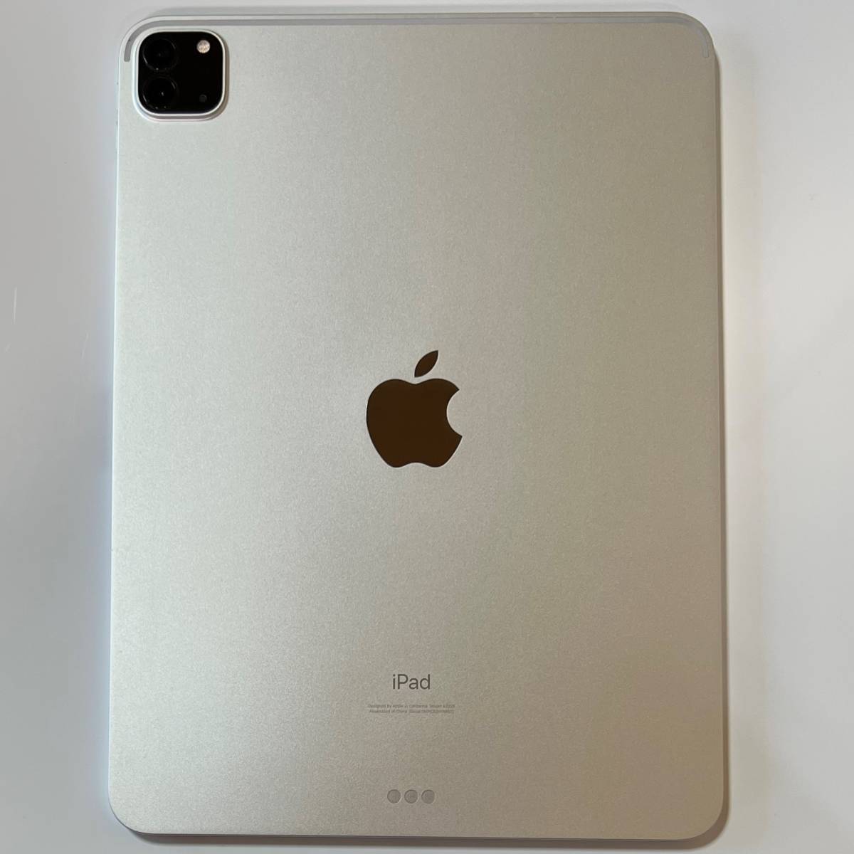 Apple iPad Pro (11インチ) (第2世代) シルバー 256GB MXD2J/A Wi-Fi