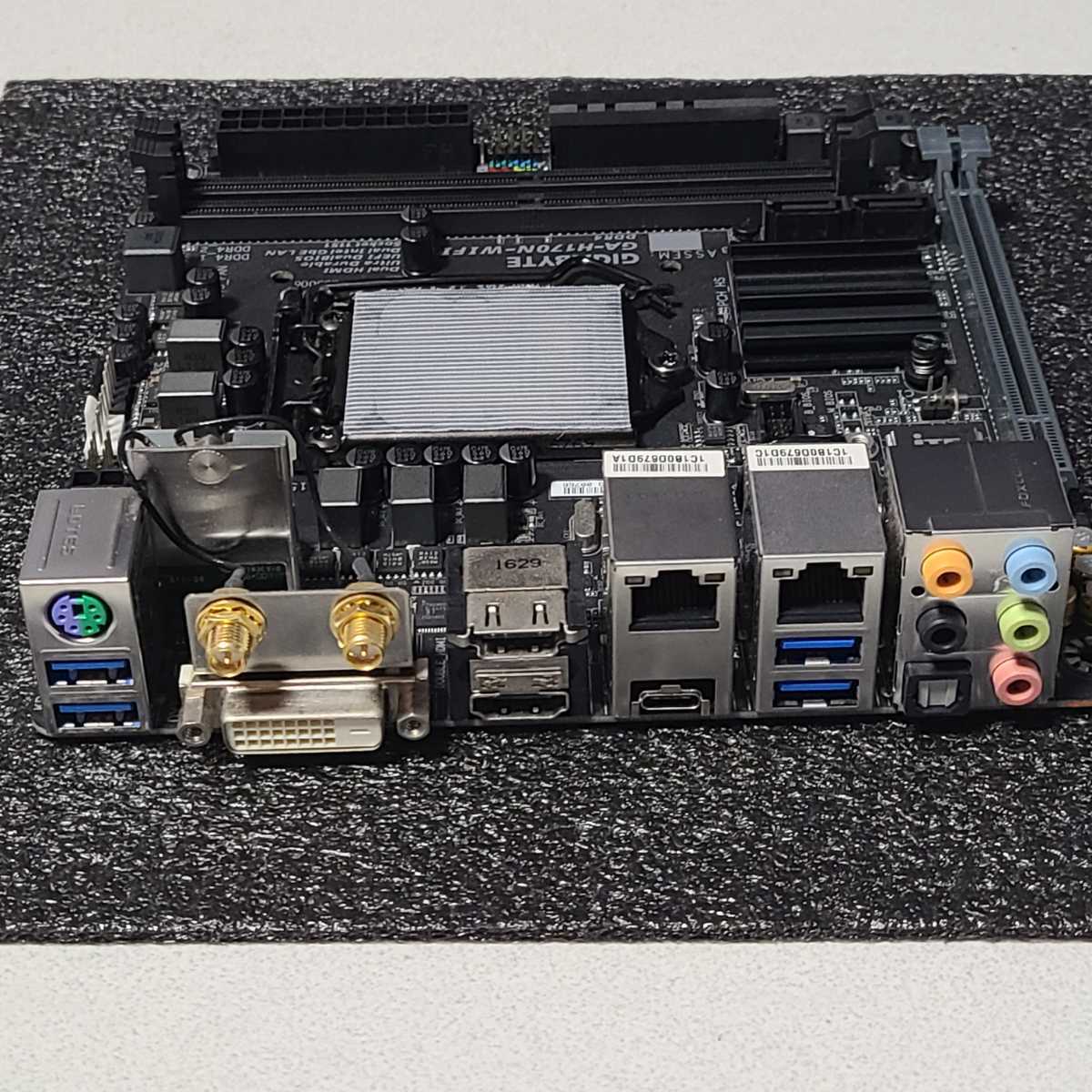 GIGABYTE GA-H170N-WIFI LGA1151 Mini-ITXマザーボード 第6・7世代CPU