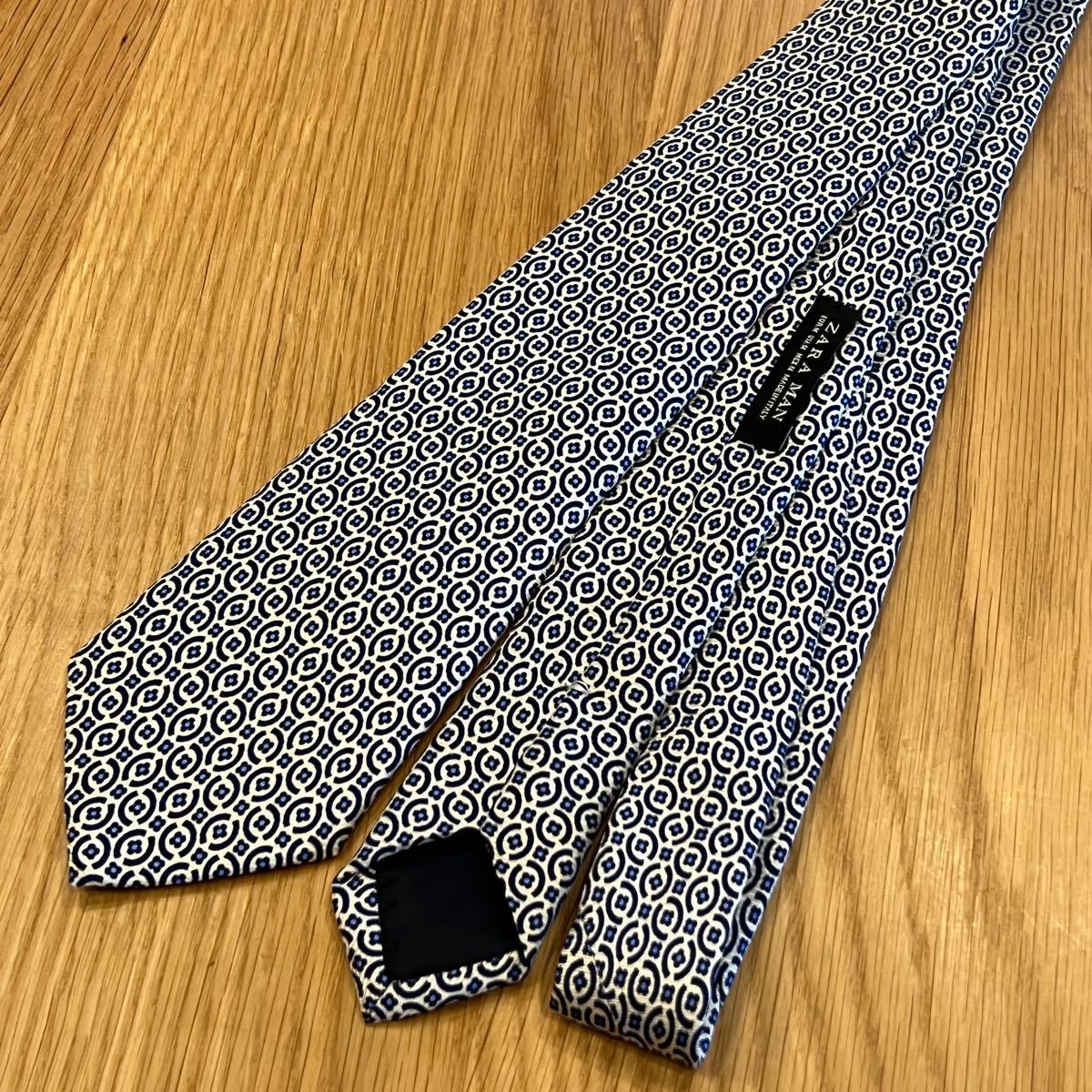 ZARA ネクタイ　ブルー系プリント柄　イタリア製　美品