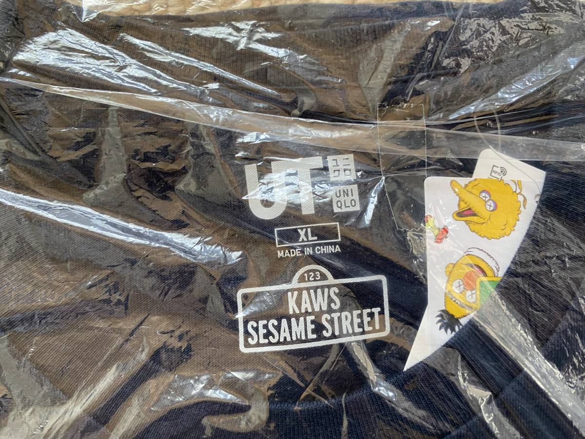 1円スタート 新品】UNIQLO UT×KAWS×SESAME STREET 2枚セット XL