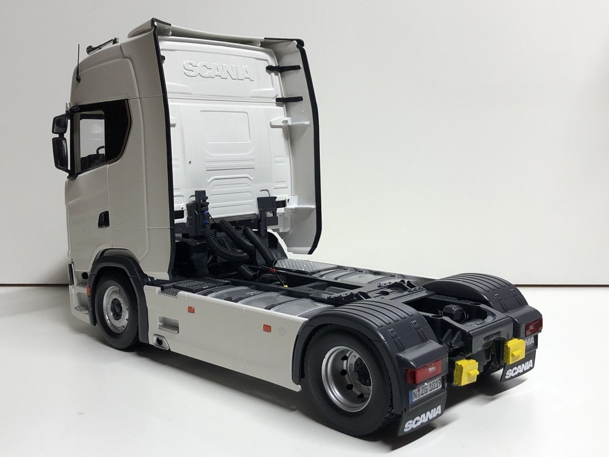 Nzg 1 18 Scania V8 730s 4x2 Tractor ホワイト スカニア トレーラーヘッド 商用車 公用車 売買されたオークション情報 Yahooの商品情報をアーカイブ公開 オークファン Aucfan Com Nzg 1 18 Scania V8 730s 4x2 Tractor ホワイト スカニア トレーラーヘッド 商用車 公用車 売買されたオークション情報 Yahooの商品情報をアーカイブ公開 オークファン Aucfan Com