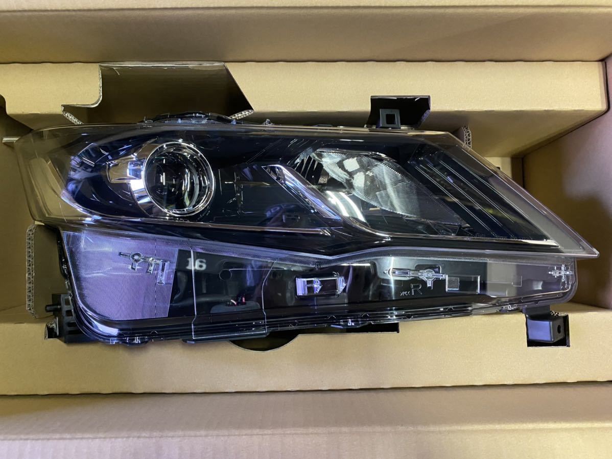 ◇新品◇ セレナ C27 純正 ヘッドライト 右 KOITO 100-23721 www