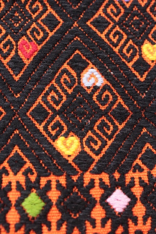 メキシコ 民族衣装 ララインサール 刺繍 ウィピル  オレンジ(レディースファッション)｜売買されたオークション情報、yahooの商品情報をアーカイブ公開 - オークファン（aucfan.com）