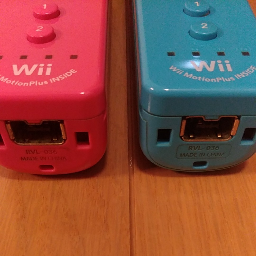 Wiiリモコンプラス (2個セット)　