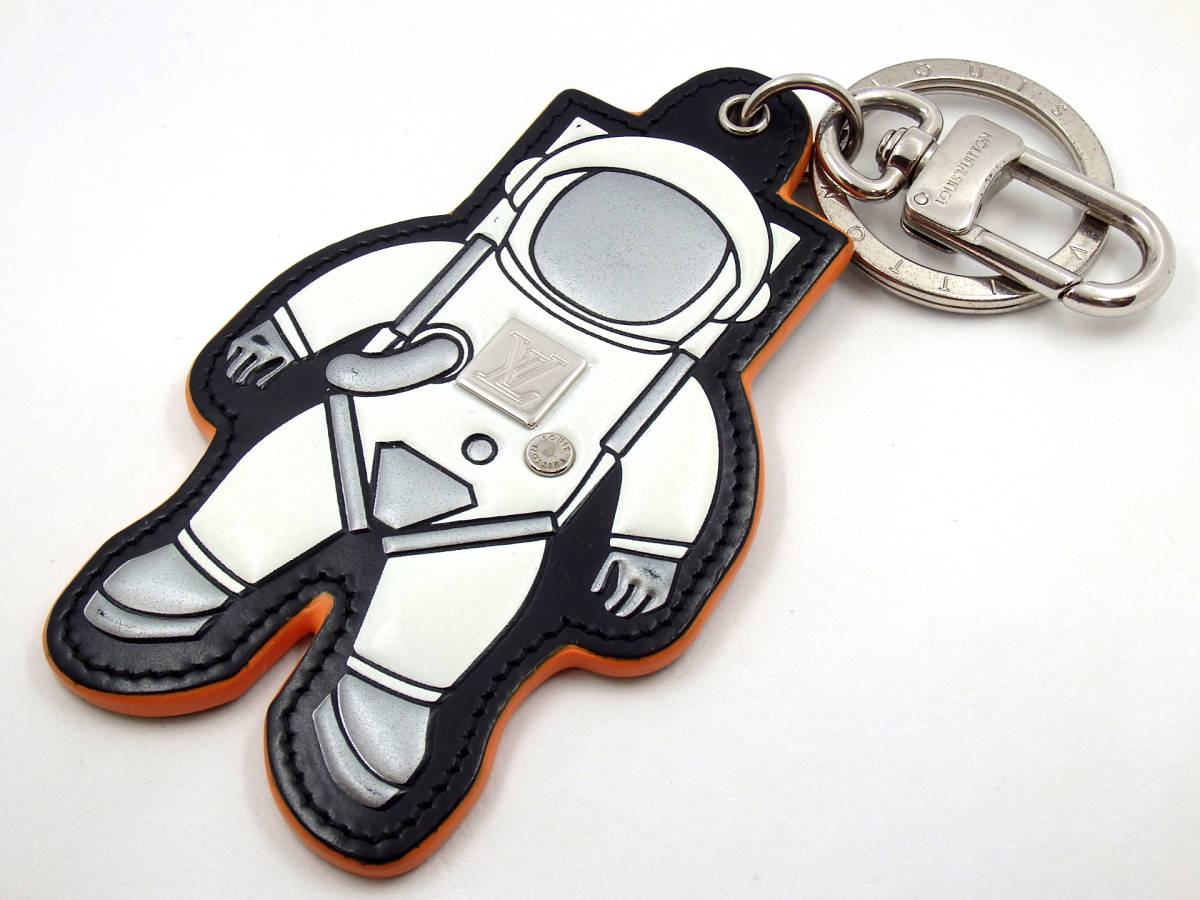 G37960*LOUIS VUITTON Louis * Vuitton porutokre mascot Space man cosmos clothes key holder box [ used ]