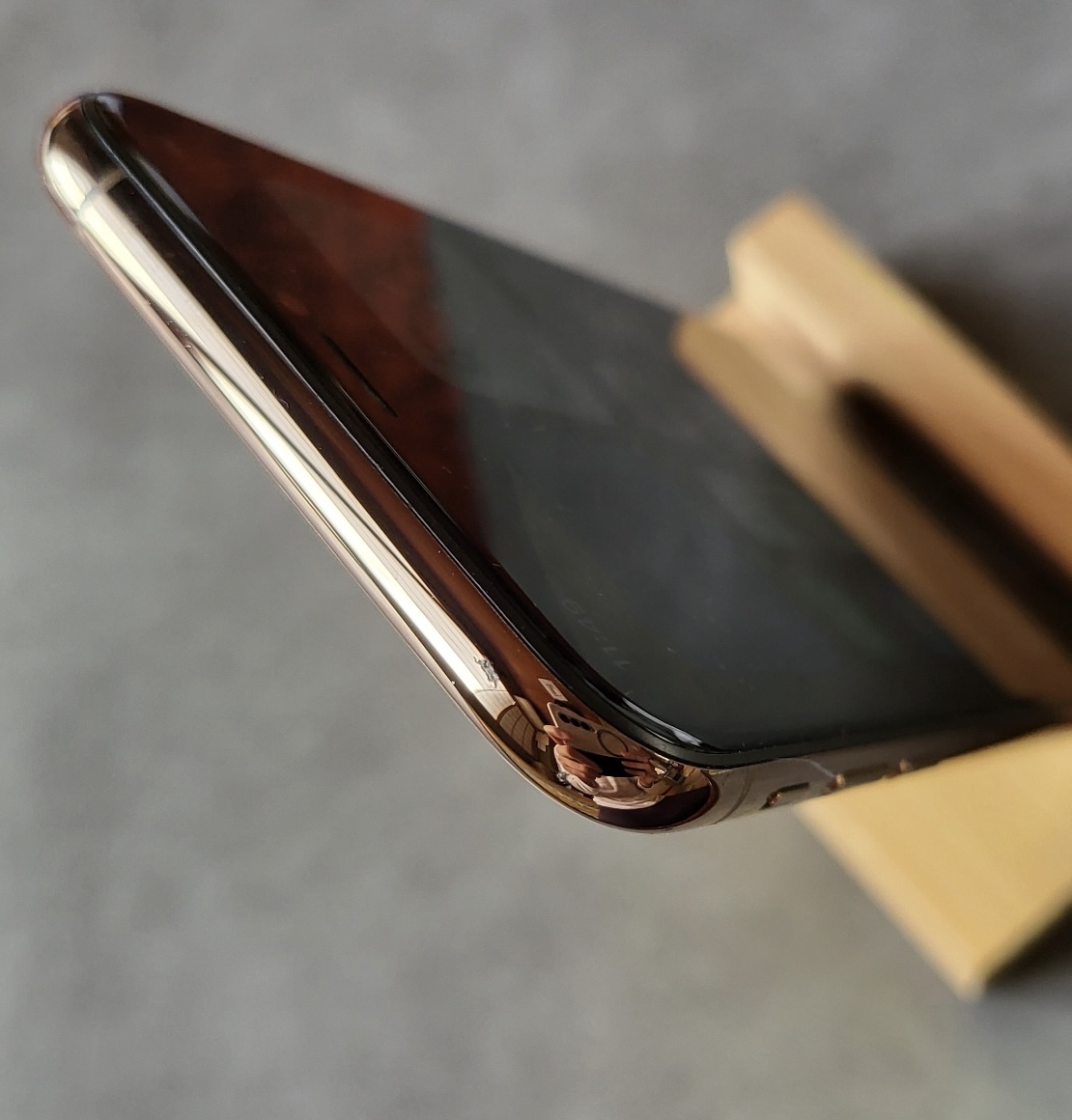 SIMフリー】iPhoneXS 256GB ゴールド 極美品 SIMロック解除済み 判定