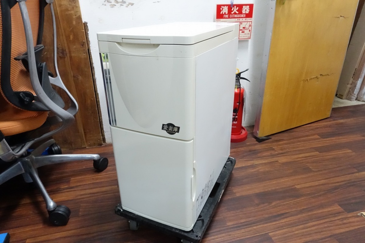 静岡製機 白米保冷庫 KS-230J 米用冷蔵庫 米びつ 米保管庫 愛妻庫 100V